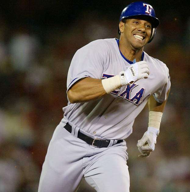 Salud de ‘Doña Lelé’ pudiera ser 1er ‘strike’ para ‘Igor’