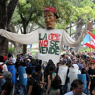 UPR coge un cantazo por cuota y huelga