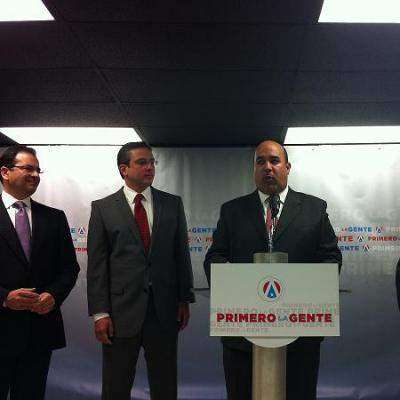 Denuncia senador más pillerías de la AEE