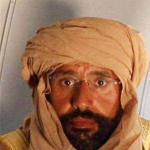 Hijo de Gadafi entregado por su guía