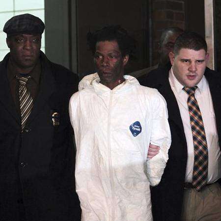 Acusan a sujeto que quemó viva anciana en NY