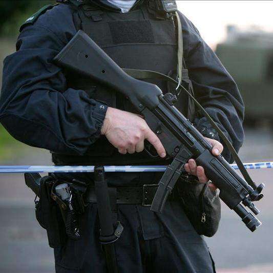 Hallan una bomba en el condado fronterizo de norte irlandés