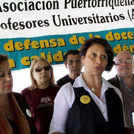 Profesores rechazan apoyo de Muñoz al Gasoducto