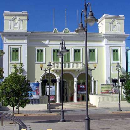 $100 mil en gastos extravagantes en Isabela