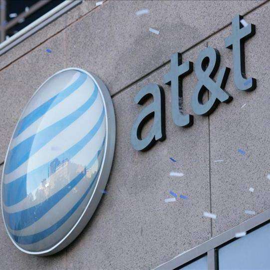 AT&T retira oferta de compra a T-Mobile
