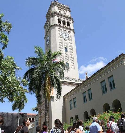Cuestionan plan para Recinto Río Piedras peatonal