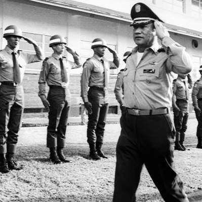 Noriega regresa el domingo a Panamá