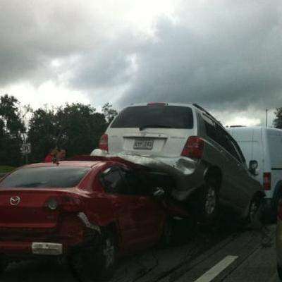 Accidente en la #52 causa enorme tapón