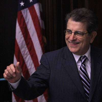 Investigación difícil con ecos históricos