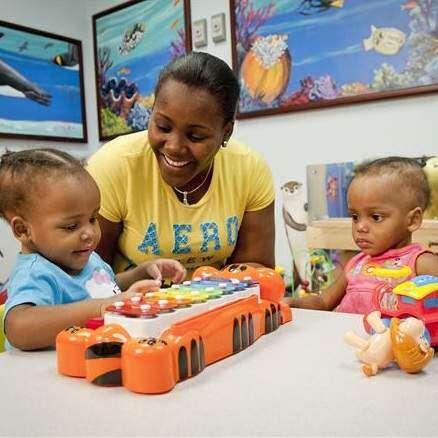 Separan con éxito a siamesas dominicanas