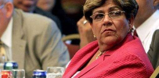 Alcaldesa Ponce cumple deseos Ruth Fernández