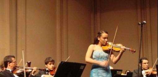 Joven violinista boricua con la Sinfónica de Manhattan
