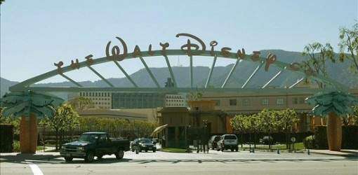 Barbudos podrán trabajar en Disney