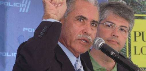 Millo le cae con todo al agente que le gritó ‘renuncia’