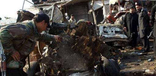 Bomba deja 22 muertos en Pakistán