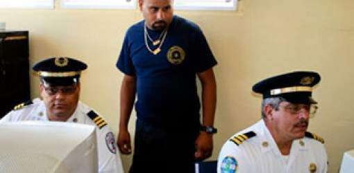 Buscan a desaparecido en Guayama