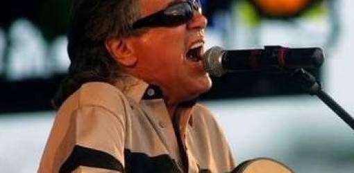 José Feliciano le canta a Elvis antes de SanSe’12