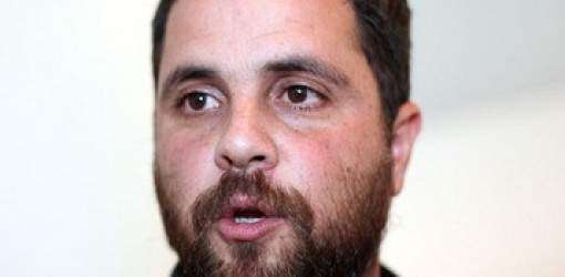 Mientras el tubo va o viene, familias siguen expropiadas