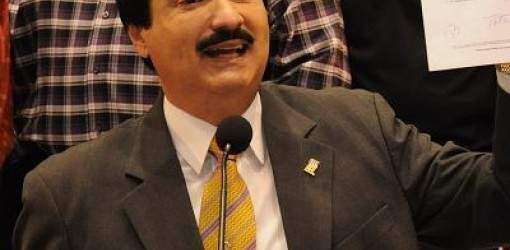 Se rinde Guillito con el carpeteo