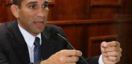 Rivera Guerra confía en seguir en papeleta PNP