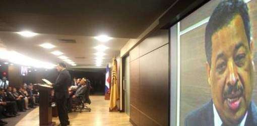 Abre campaña electoral en RD