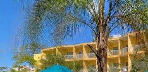 Ocupan droga y prendas robadas en hotel de Isla Verde
