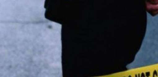 Guardia penal herido de bala frente a barra