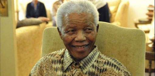 Hospitalizado Mandela, pero no de urgencia