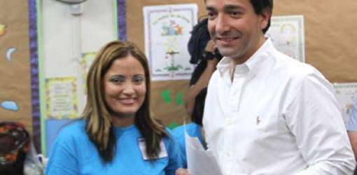 Luis Fortuño insta a votantes pensar en los valores del PNP