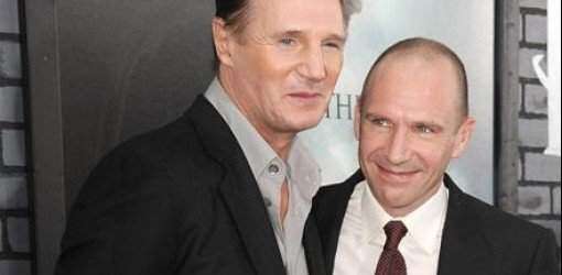 Fiennes y Neeson se toman en serio la ‘Ira de Titanes’