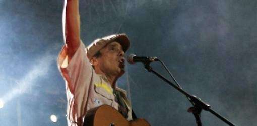 Calle 13 y Manu Chao prenden Quito sin contaminantes