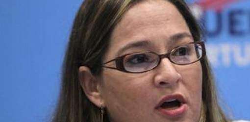 William Fuentes entrega su arma voluntariamente