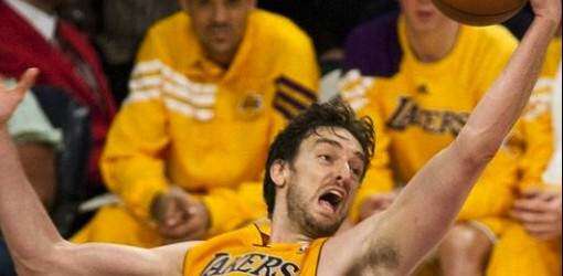 Sudan los Lakers para ganar a los Timberwolves