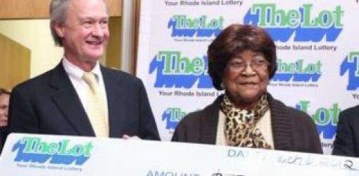 A los 81 años, gana más de 300 millones en la Lotería