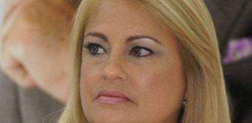 Procuradora no quiere hablar de contrato a Cotto Vives