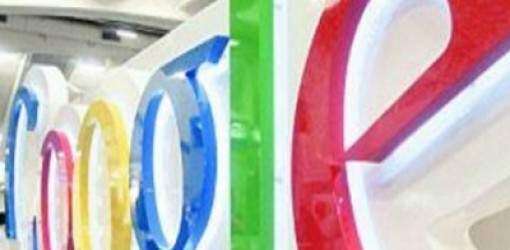 Google prueba su carro con invidente al volante