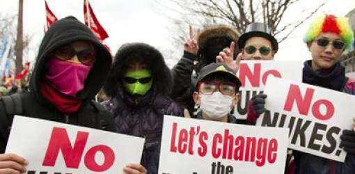 Gran marcha en Tokio pide apagón nuclear