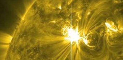 Se intensifica la tormenta solar