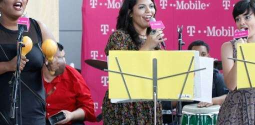 Jóvenes le cantan a Draco, Juan Luis y Rubén
