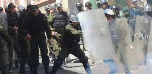 Violencia en piquetes contra Evo en Bolivia