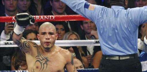 De la Hoya le ve posibilidades reales a Cotto