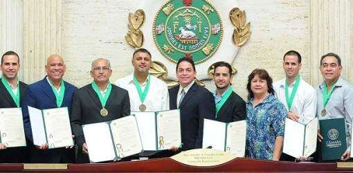 Homenaje de la Cámara a los Indios de Mayagüez