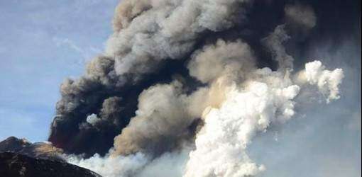 Ruge el volcán de Fuego