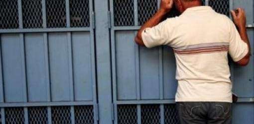 Arrestan 8 hombres y una mujer en Puerto Nuevo