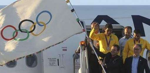 Ya llegó a Río la bandera olímpica