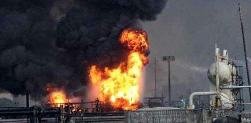 Sigue aumentando saldo fatal de refinería en Venezuela