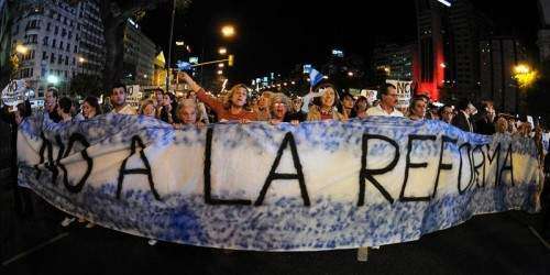 Le suenan las cacerolas a Cristina Fernández