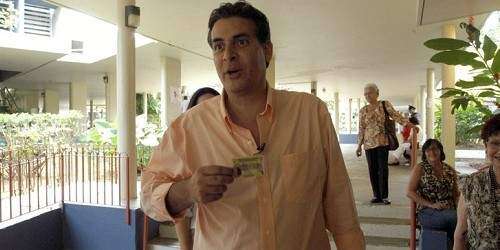 Bhatia demanda al Gobernador