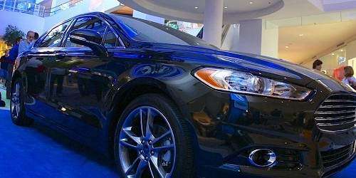 Ford presenta el Fusion 2013
