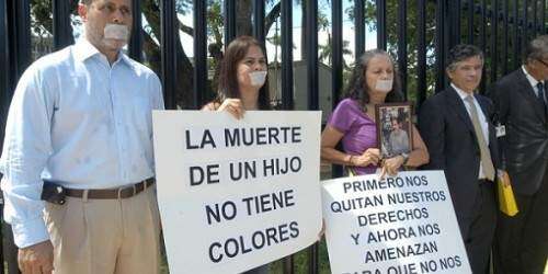 Gobernador tergiversa leyes para zafarse de víctimas de impericia